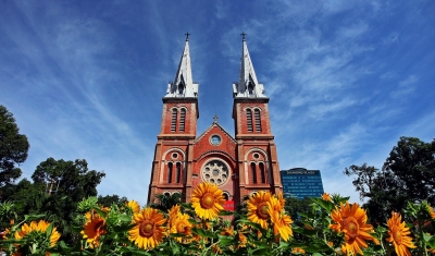 notre dame cathedral in ho chi minh city